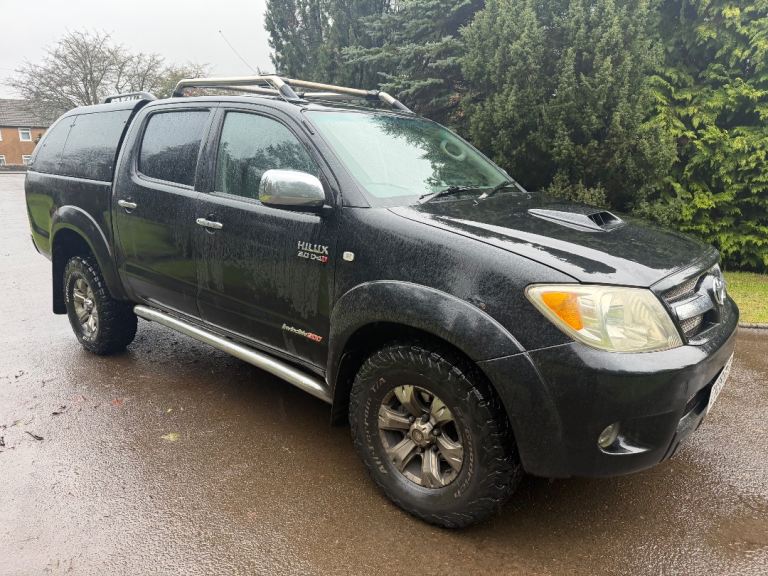 2009 TOYOTA HILUX INVINCIBLE 3.0 AUTO **200 SPECIAL **