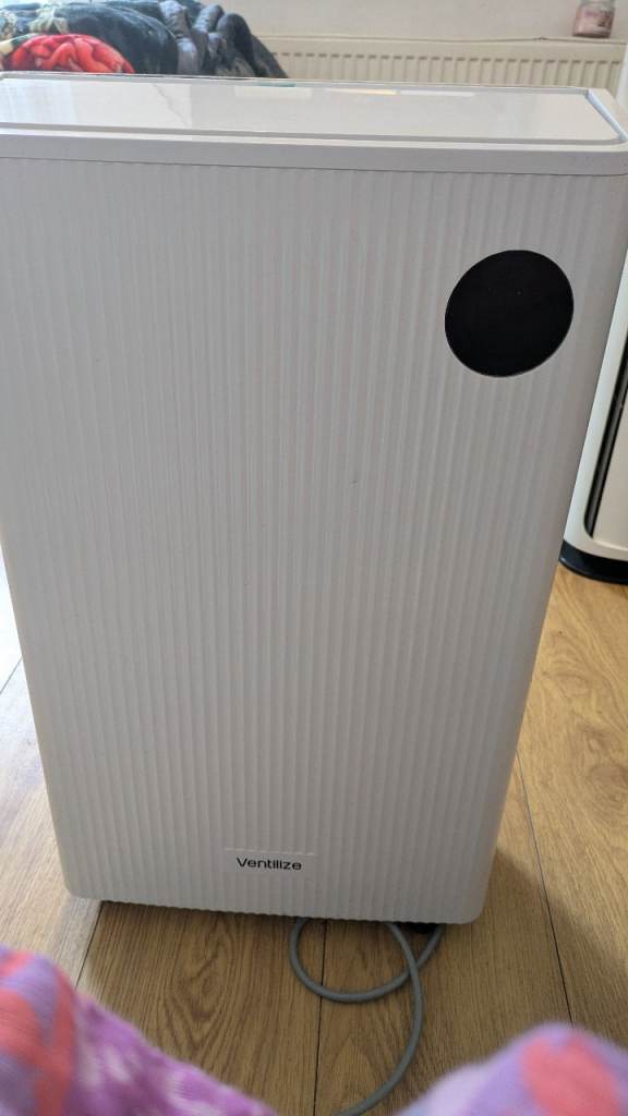 Ventillize Dehumidifier – White, As Good As New