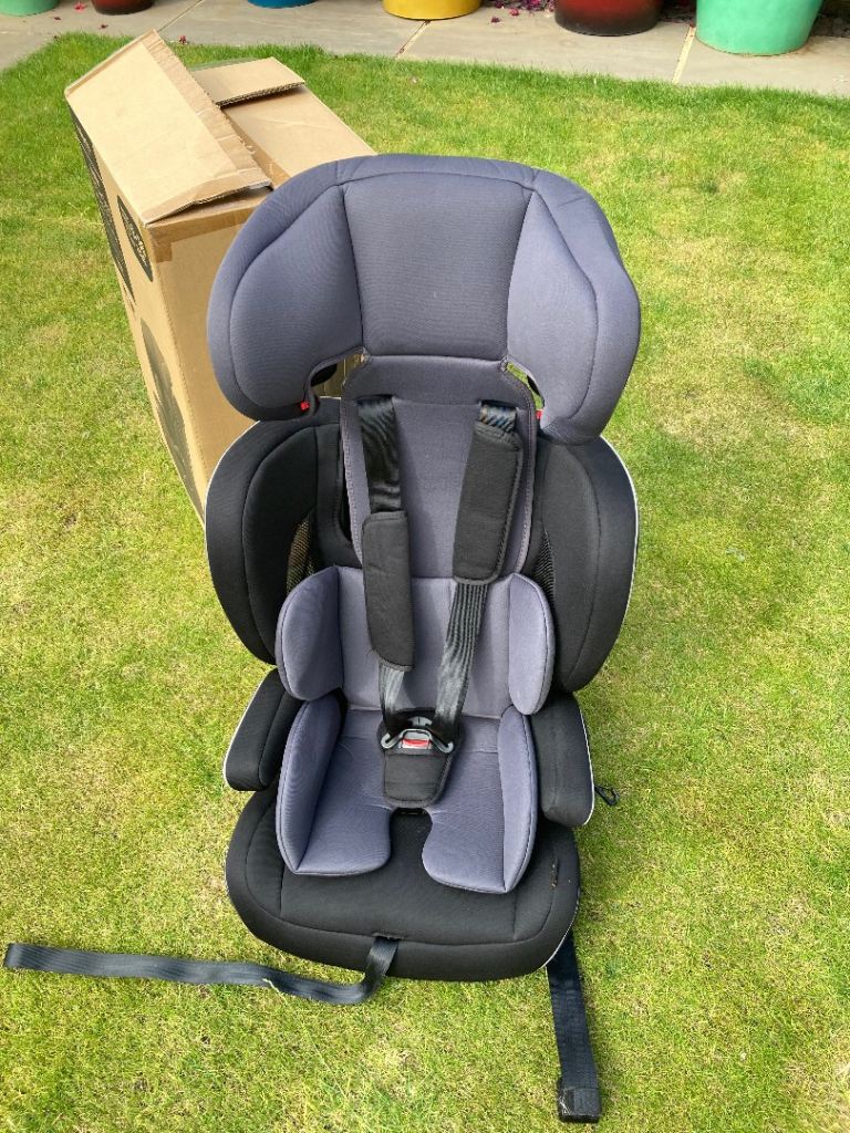 Like NEW Halfords Isofix Child Car Seat - Grey & Black, Good Condition