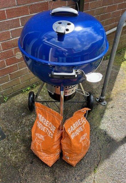 WEBER MASTER TOUCH 57cm BARBEQUE
