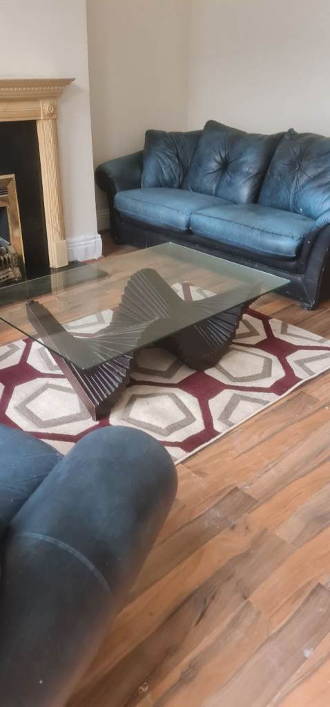 2 bedroom house BD7 to rent