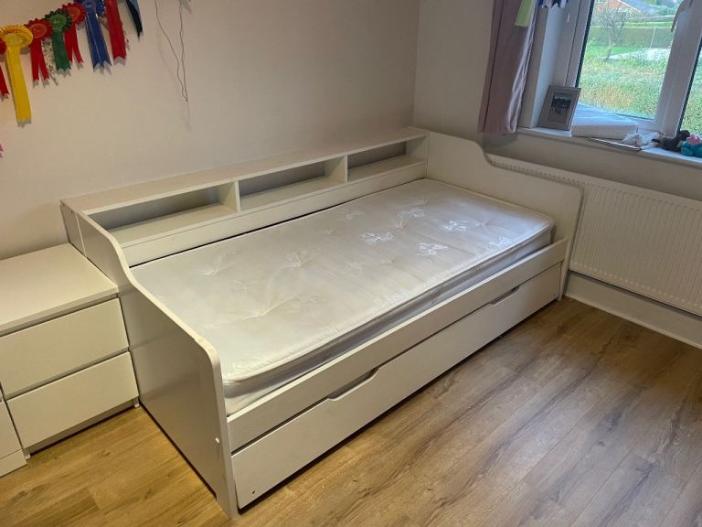 Trundle Bed