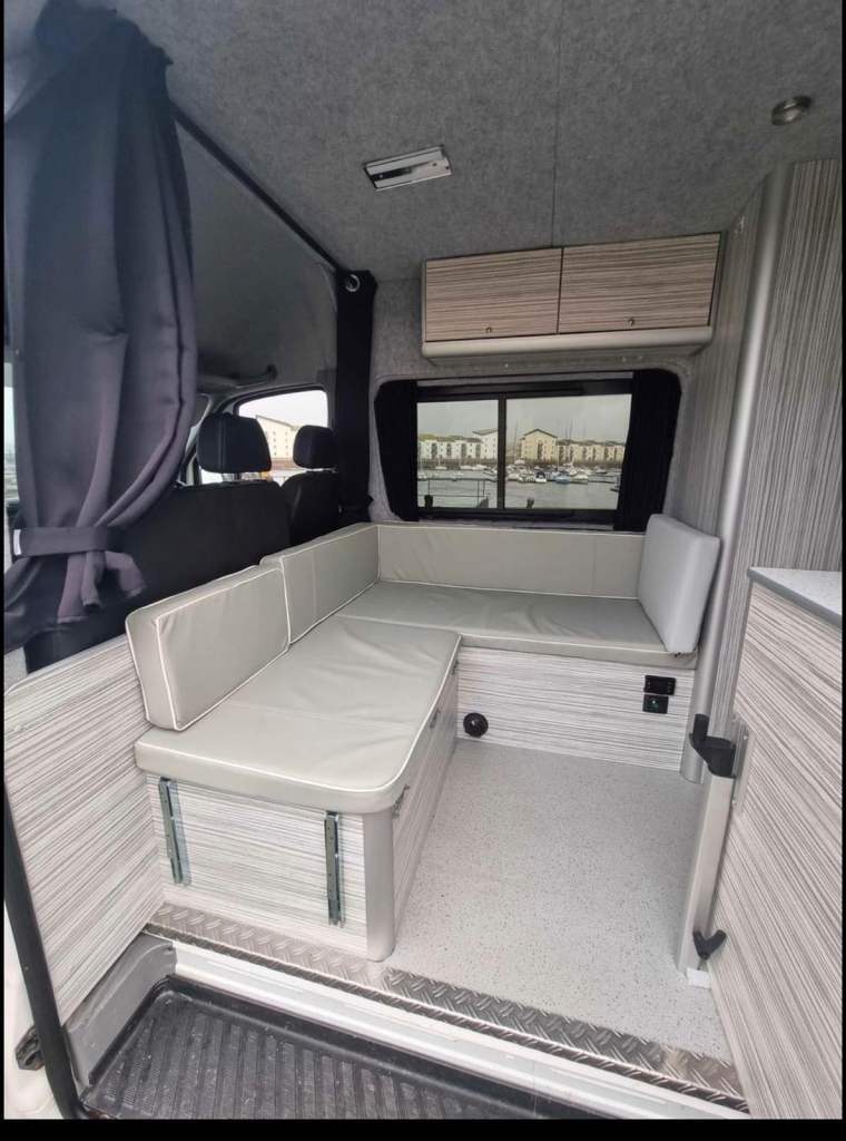 Volkswagen, CRAFTER, Panel Van, 2015, Manual, 1968 (cc)