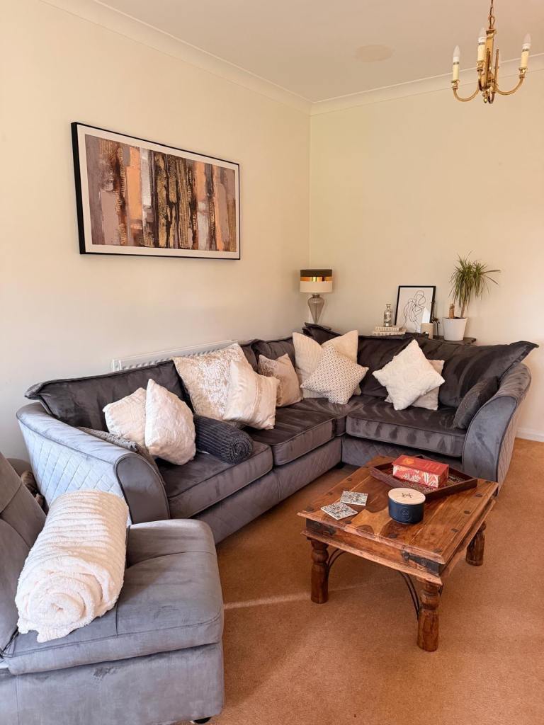 Sofology 5 seater full back corner sofa 