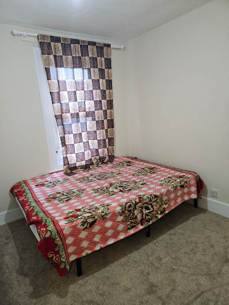 Double room for single
