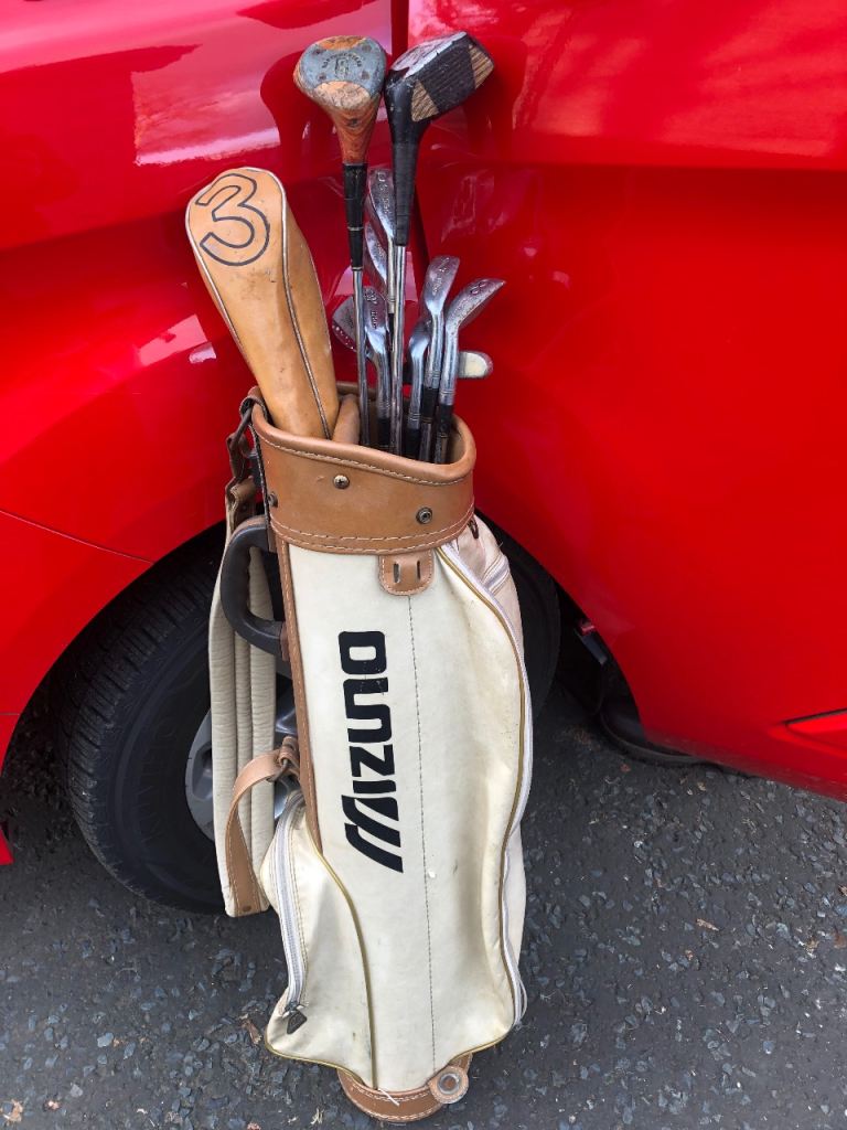 Vintage Wilson golf clubs in Mizumo bag