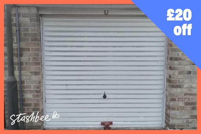 Garage to rent in Walton-on-thames (KT12) | Stashbee