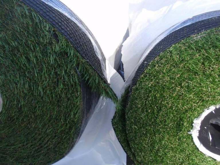 Budget Artificial Grass 30mm | Neat & Clean Finish – £8/m²