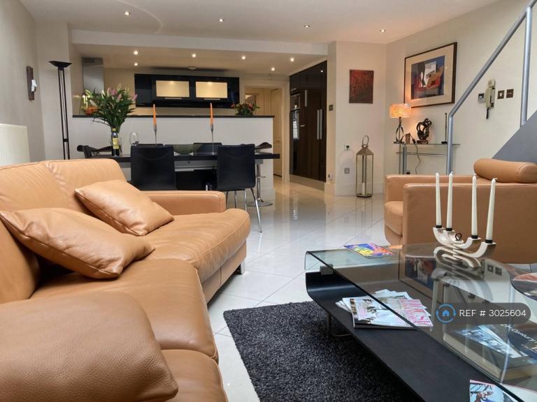 1 bedroom flat in Peto Place, London, NW1 (1 bed) (#3025604)
