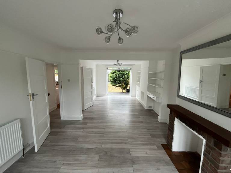 A Fantastic 3/4 Bedroom Family Home with Stylish Interiors and a Spacious Garden (Available Soon!)