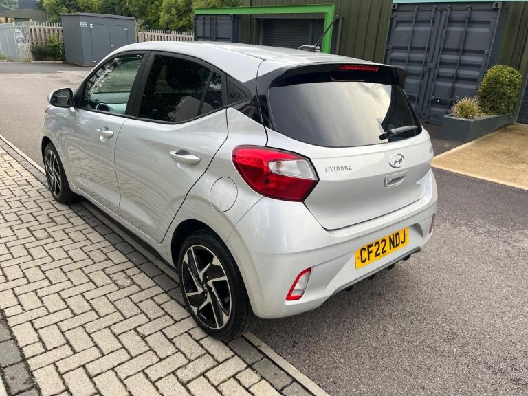 2022 Hyundai i10 1.0 Premium Euro 6 (s/s) 5dr HATCHBACK Petrol Manual