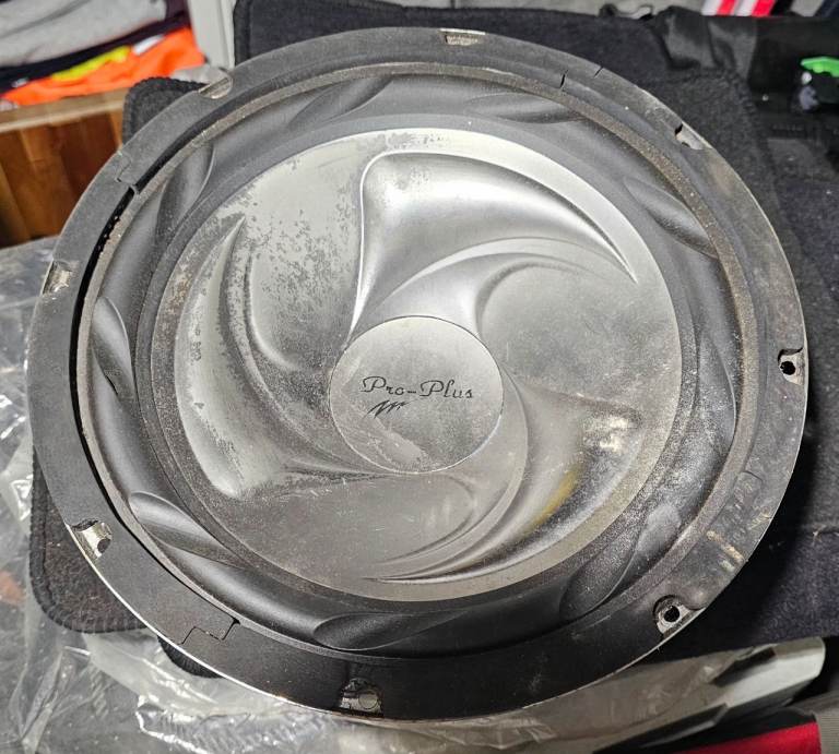 Pro plus car speaker 