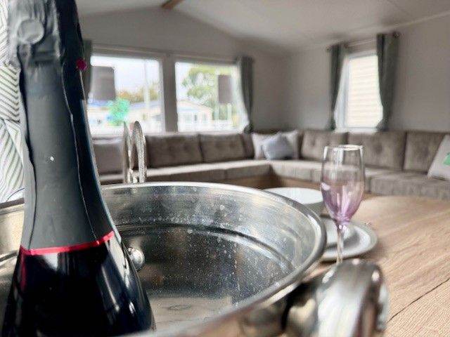 Brand New 2 Bed Caravan £39,995 - IP17 2QP