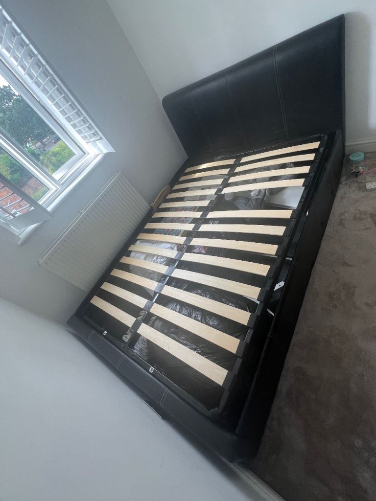 Free Ottoman Bed and Mattress 
