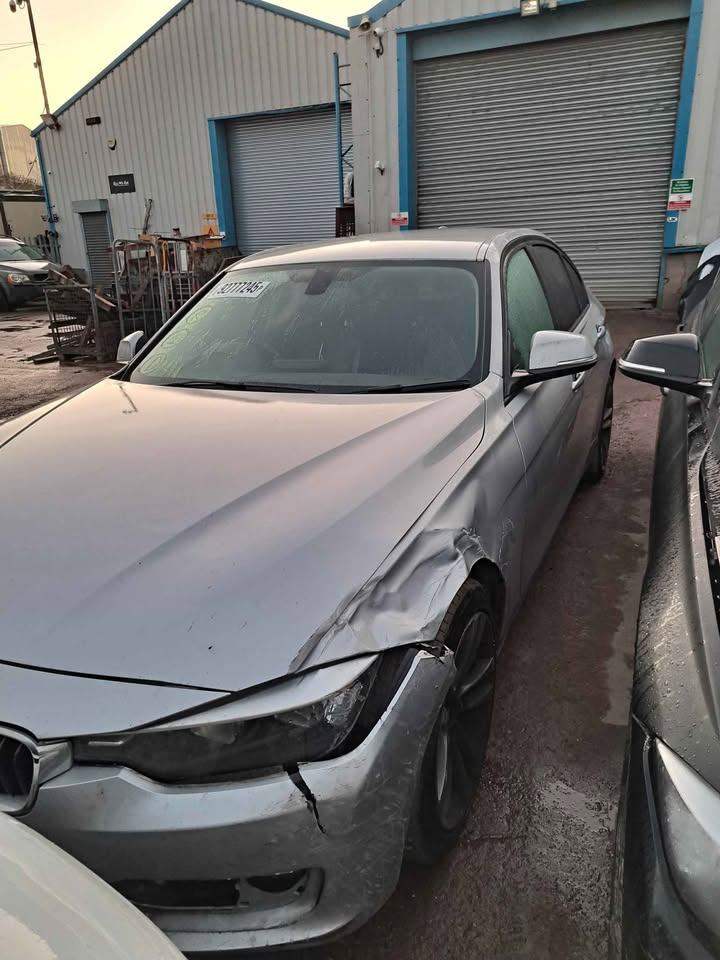  BMW 318D SPORT PRE LCI F30 BREAKING PARTS LIGHT WING HUB BOOT LID MIRROR INTERIOR DOOR TRIM