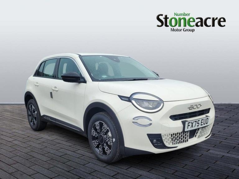 2025 Fiat 600 1.2 Hybrid 48V 136 5dr eDCT-6 HATCHBACK PETROL Automatic