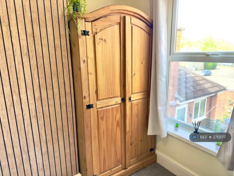 1 bedroom in Stamford Street, Ilkeston, DE7 (#2712177)