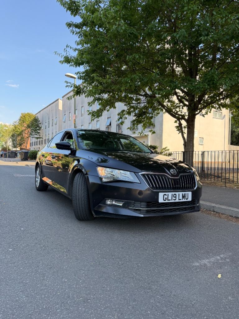 Skoda, SUPERB, Hatchback, 2019, Semi-Auto, 1968 (cc), 5 doors