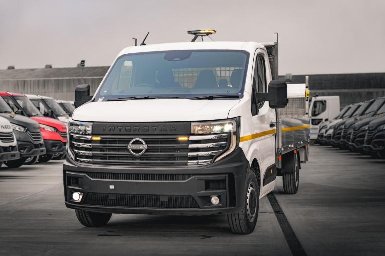 2026 NISSAN INTERSTAR TAILIFT ALLOY DROPSIDE TRAFFIC MANAGEMENT 130PS MANUAL 