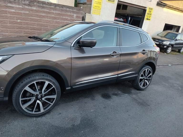 Nissan, QASHQAI, Hatchback, 2016, Manual, 1598 (cc), 5 doors