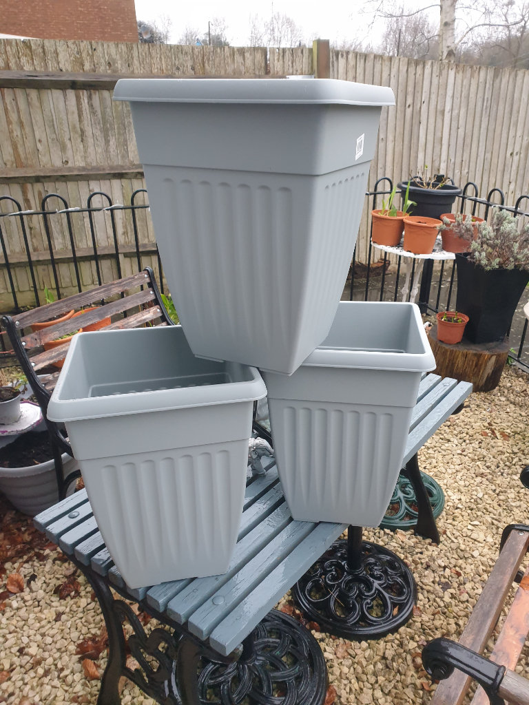 New tall garden pots with design