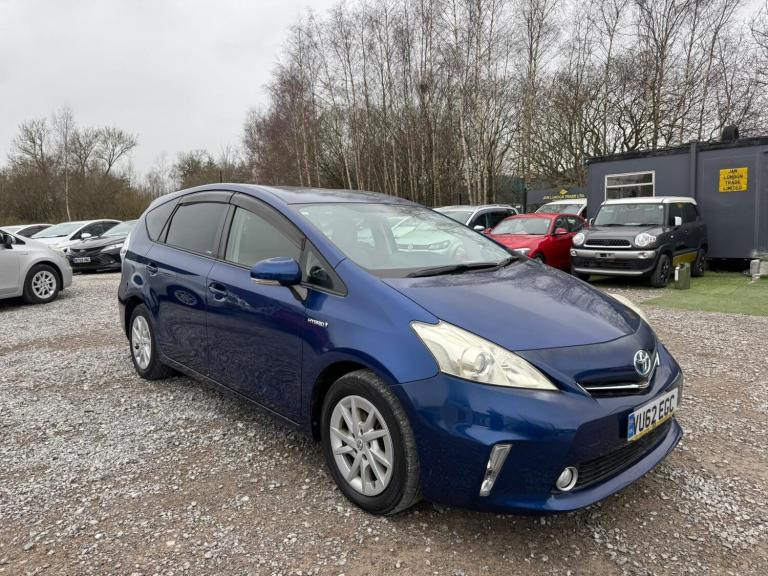 2013 Toyota 7 Seat Prius 1790 Hybrid