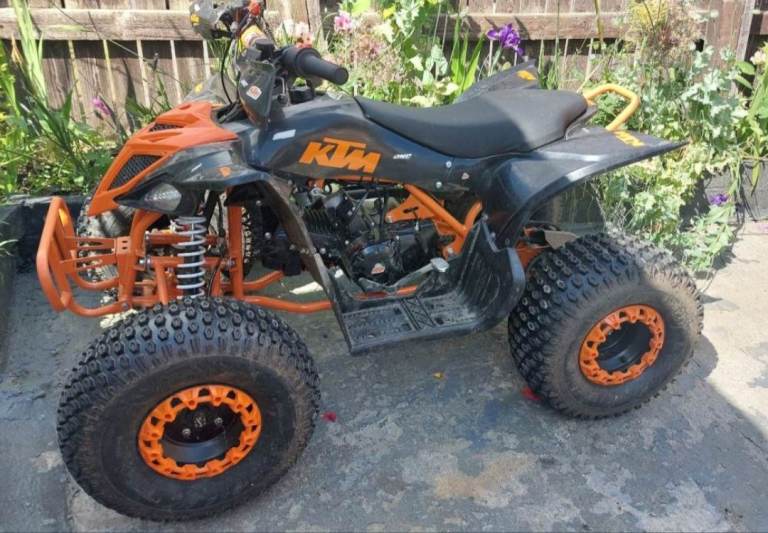 Quad 125cc 4 stroke Automatic With Reverse, Electric Start. 