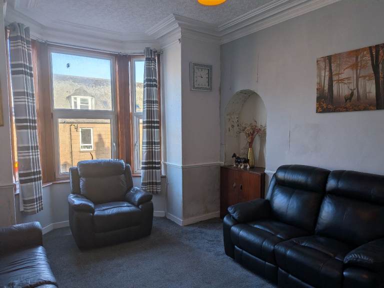 4/5 bedroon maisonette in peterhead