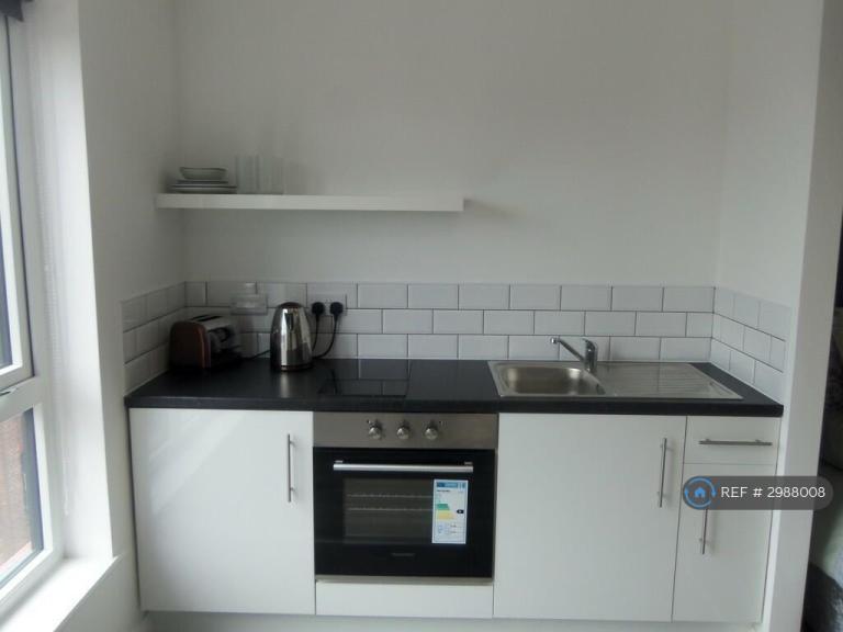 Studio flat in Fox Street Village, Liverpool, L3 (#2988008)