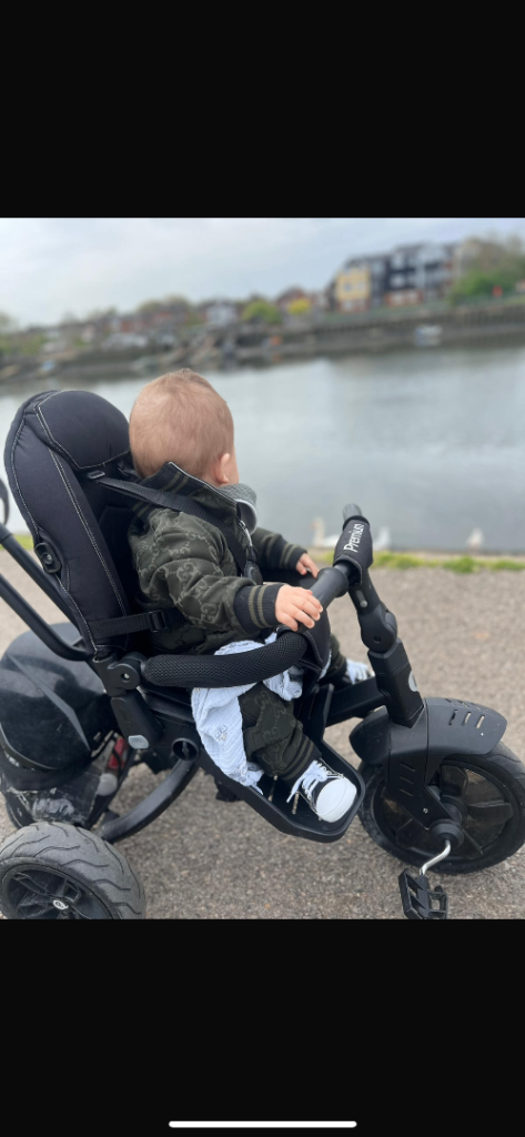Q Play Tricycle – Black, Good Condition