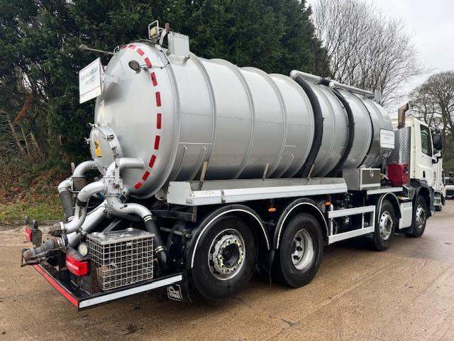 2017 67 DAF CF 440 E6 8x2 Whale stainless steel 18184ltr vac tanker Molex pump
