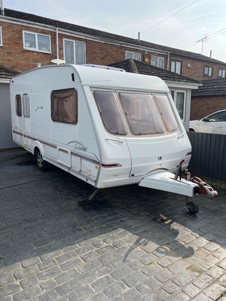 Caravan swift fairway 490L