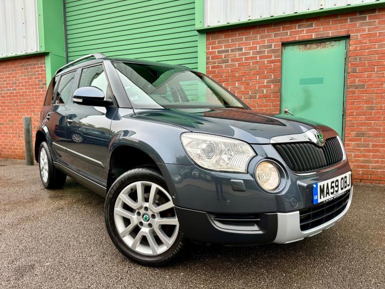 2009 (59) SKODA YETI 2.0 TDI CR 140 ELEGANCE 4X4 70,000 MILES IMMACULATE NEW MOT