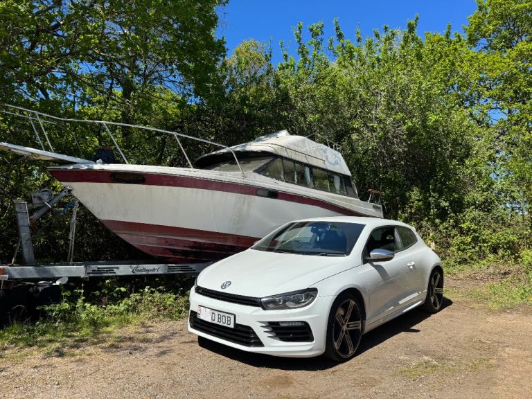 24ft Bayliner fly bridge cruiser boat project with engine and trailer 