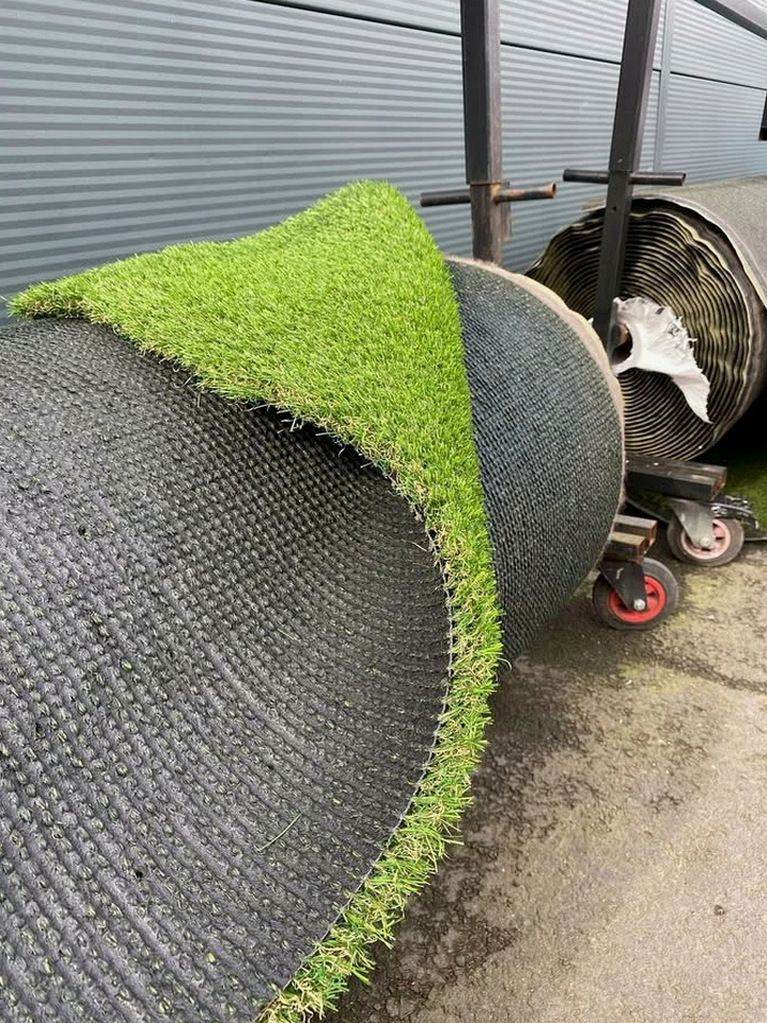 Grass Drainage Holes with luxury Rolls | 40 Grass Budget mm