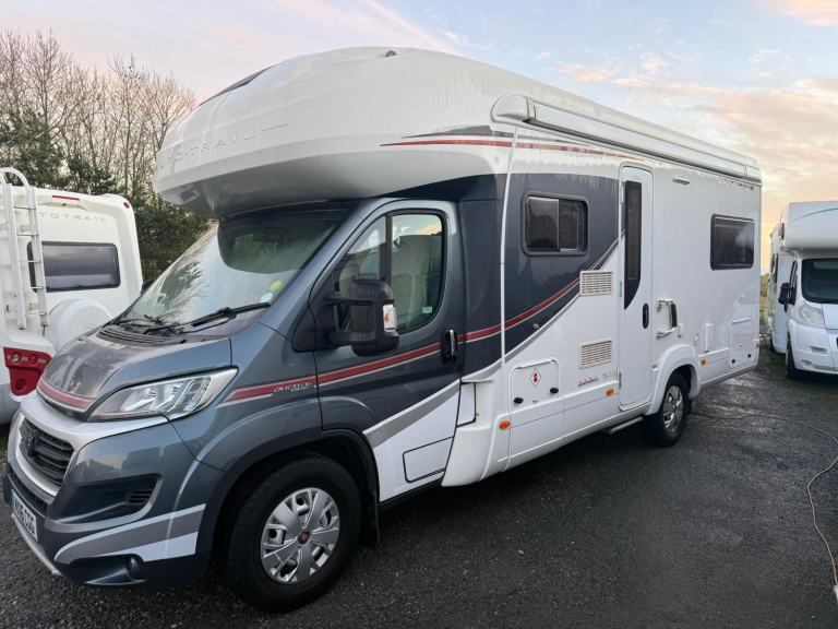2016 - Auto Trail Apache 700 - 2.3ltr - 25,000 Miles - 6 Berth / 6 Belts 
