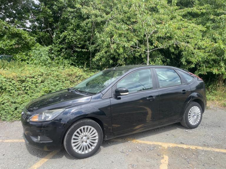 FORD FOCUS 1.6 TITANIUM 11 REG BLACK 5 DOOR MOT NOVEMBER 7TH 2026 LOW INSURANCE 40+MPG