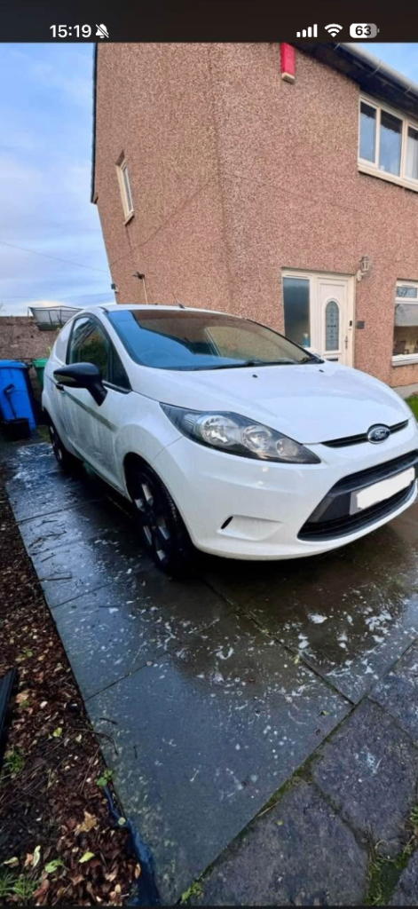 Ford fiesta van