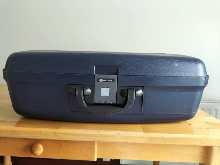 Delsey hardshell suitcase 
