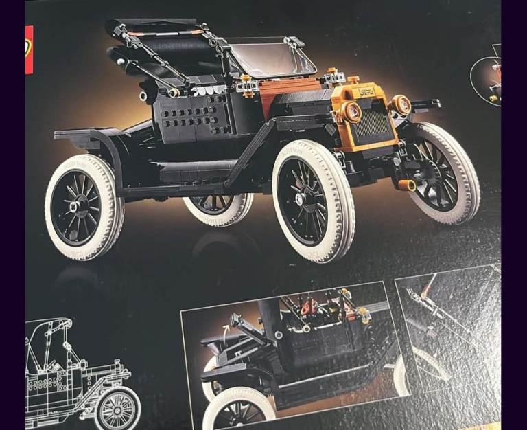 Lego vintage car 