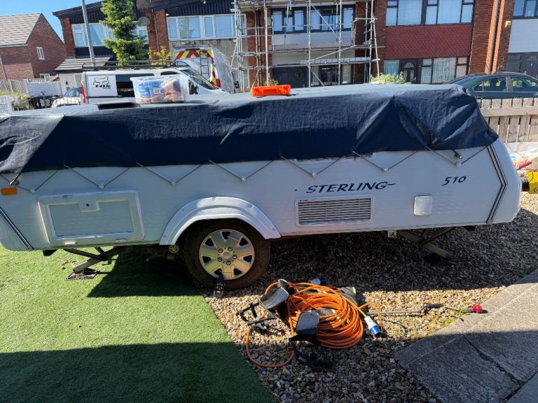 STERLING CAMPER 2006 6 BERTH WITH FULL AWNING 