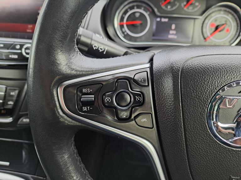 2014 Vauxhall Insignia 2.0 CDTi ecoFLEX Tech Line Sports Tourer Euro 5 (s/s) 5dr ESTATE Diesel Ma...