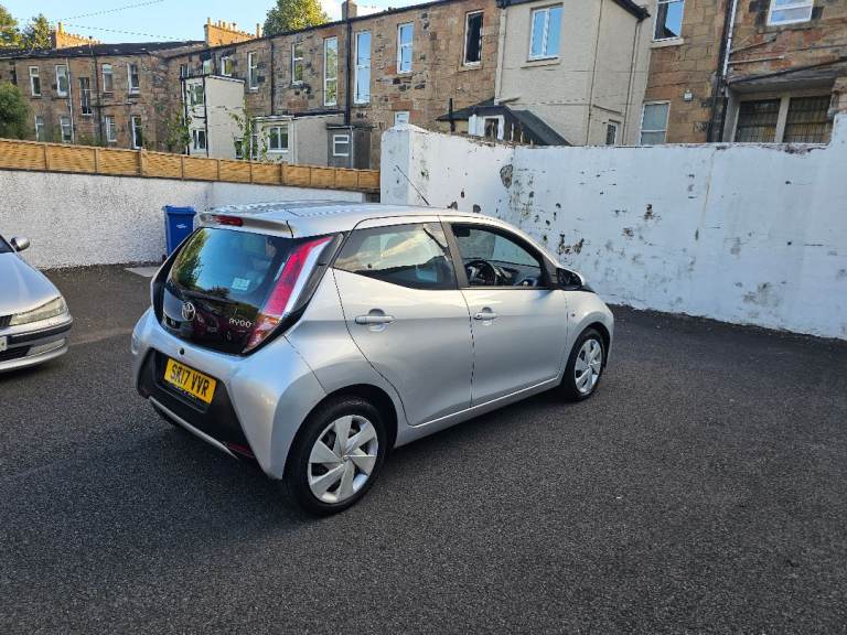Toyota, AYGO, Hatchback, 2017, Manual, 998 (cc), 5 doors