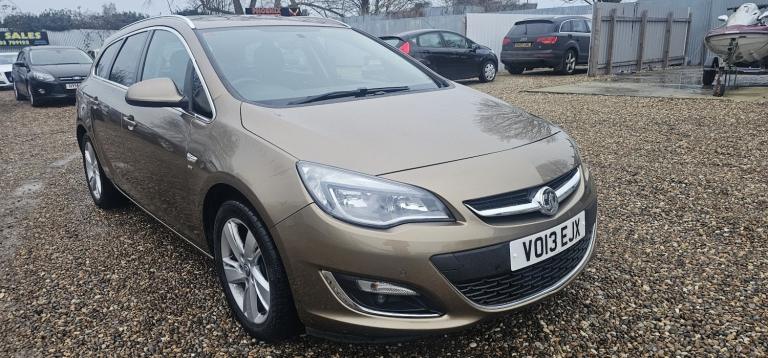 VAUXHALL ASTRA 2.0 CDTi SRi 2013