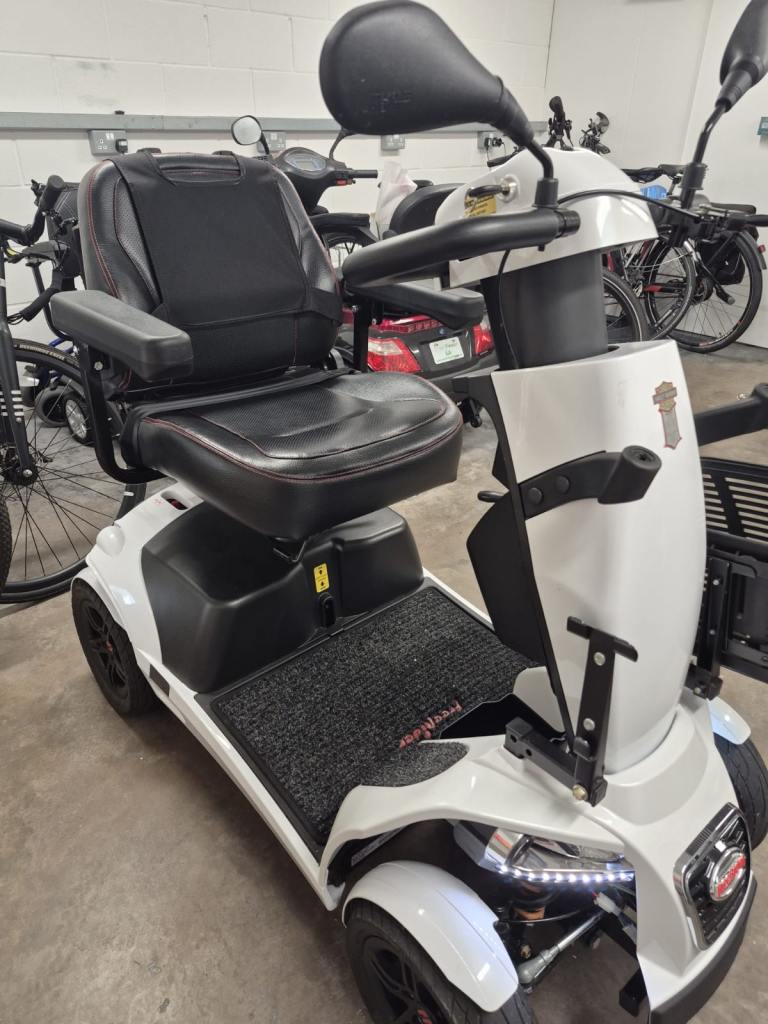 Freerider FR1 road legal 8MPH Scooter 
