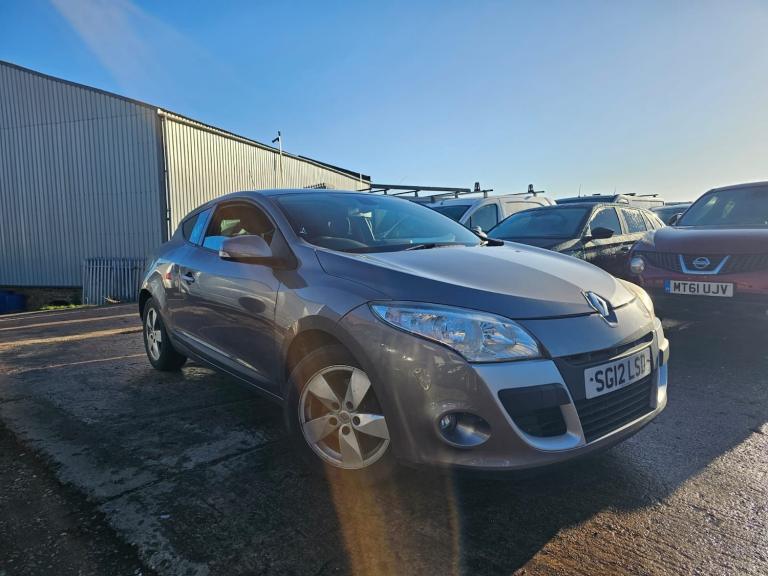 RENAULT MEGANE 1.6 PETROL 3 DOOR HATCHBACK ULEZ COMPLIANT MANUAL 