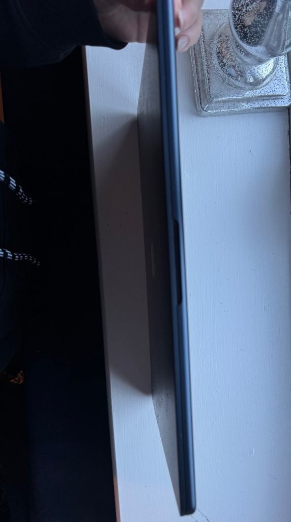 Apple MacBook Air M2 8-Core 15” 2023 with box