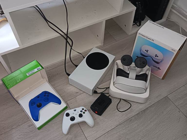 Xbox Series S Console with Controllers and Meta Quest 3S VR