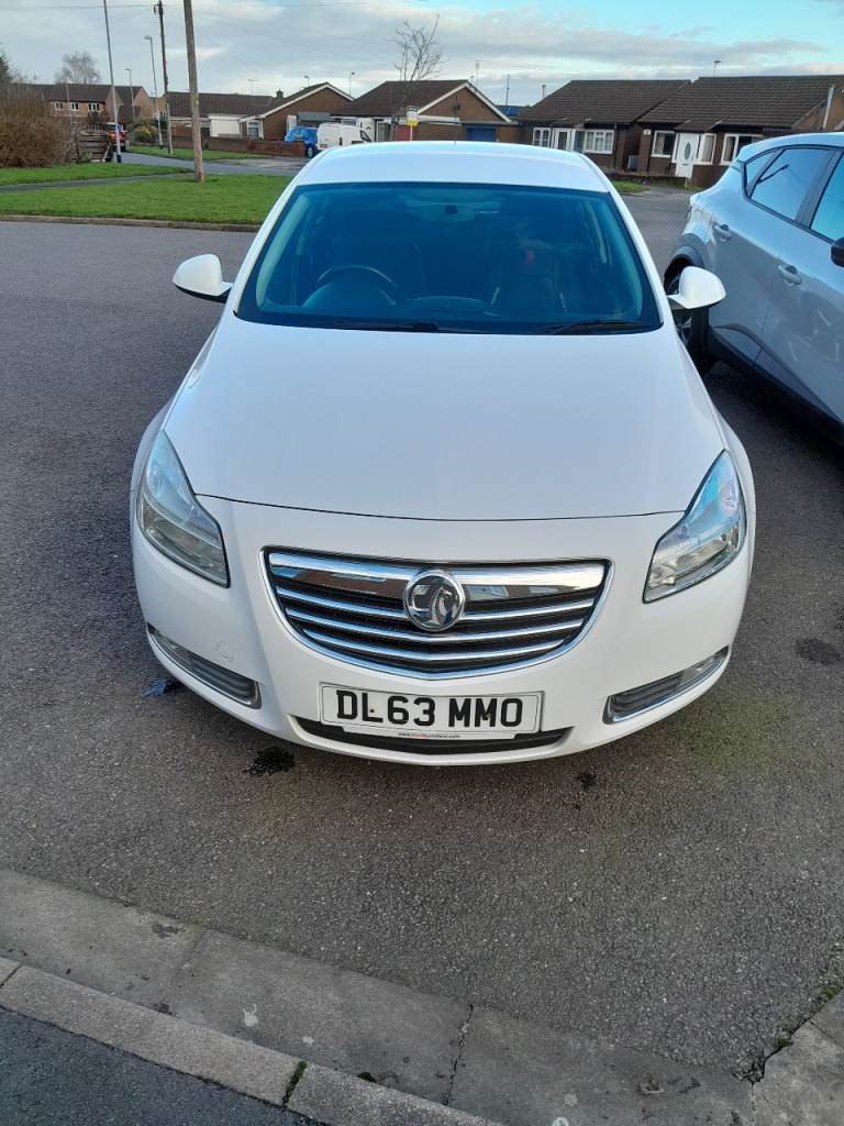 Vauxhall, INSIGNIA, Hatchback, 2013, Manual, 1956 (cc), 5 doors