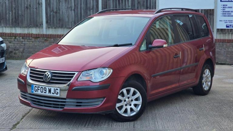 VOLKSWAGEN TOURAN 1.9 TDI S 5dr (7 Seats) 2009